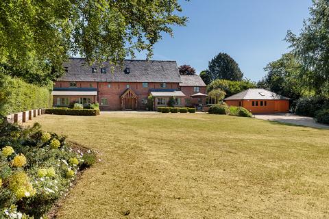 Chestnut Barn Cross Lane, Kermincham, Congleton, CW12 2LJ