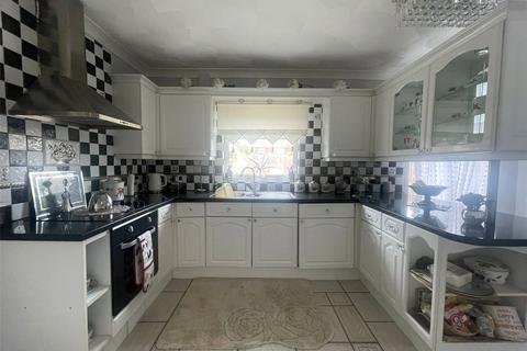 15 Boucher Drive, Northfleet, Gravesend, DA11 7JA