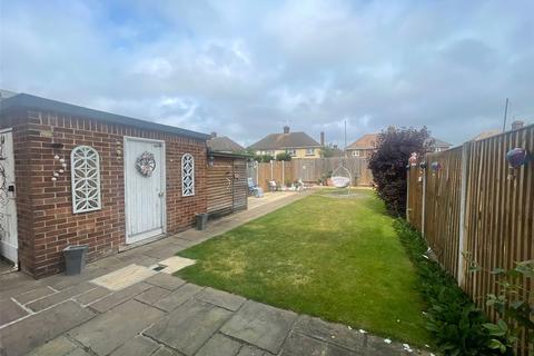 15 Boucher Drive, Northfleet, Gravesend, DA11 7JA