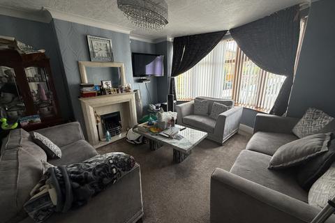 25 Baring Avenue, Bradford, BD3 7ET