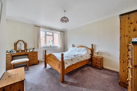 undefined, Culverden Down, Kent TN4