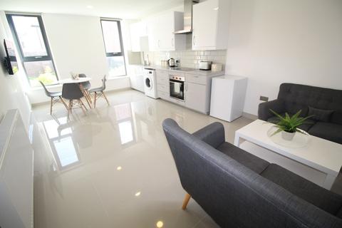 3 bedroom flat to rent, Flat 23A, 59-61 Clarendon Road, LS2 9NZ