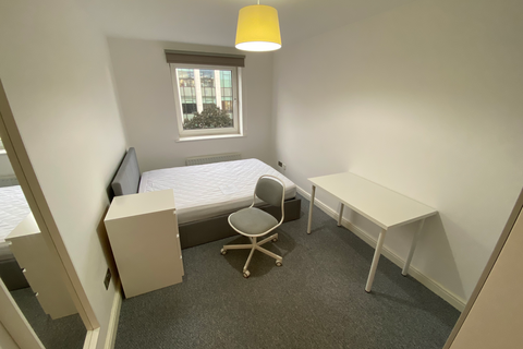 3 bedroom flat to rent, Flat 60, 205 Clarendon Road, Leeds, LS2 9DU