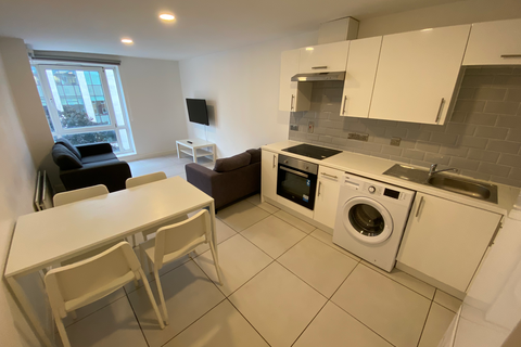 3 bedroom flat to rent, Flat 60, 205 Clarendon Road, Leeds, LS2 9DU