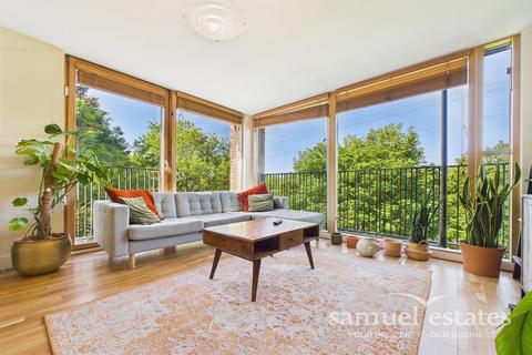 2 bedroom apartment for sale, Bennets Courtyard, Watermill Way, Colliers Wood, SW19