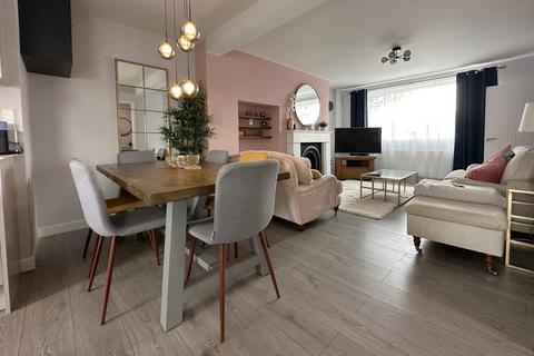 3 bedroom semi-detached house for sale, Rectory Road, Deal, CT14