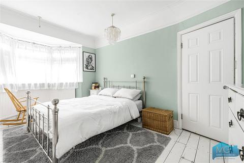 4 bedroom end of terrace house for sale, Church Lane, London, N2