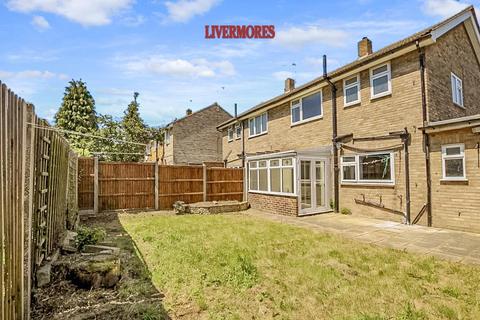 5 Gable Close, Crayford, Dartford, DA1 4AD