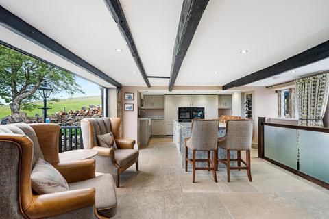 3 bedroom detached house for sale, Lane Head Road, Oldham, OL4