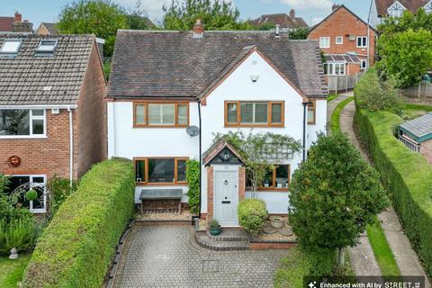 Lickey Rock, Marlbrook, B60