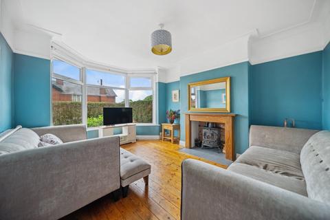 47 Kirkstall Mount, Leeds, LS5 3DP