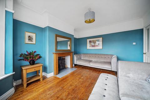 47 Kirkstall Mount, Leeds, LS5 3DP