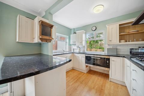 47 Kirkstall Mount, Leeds, LS5 3DP