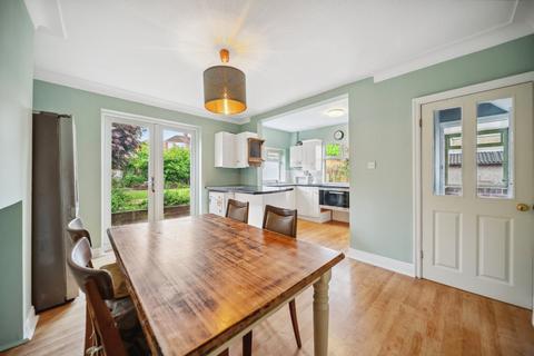 47 Kirkstall Mount, Leeds, LS5 3DP