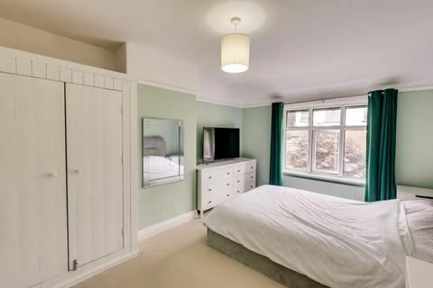 47 Kirkstall Mount, Leeds, LS5 3DP