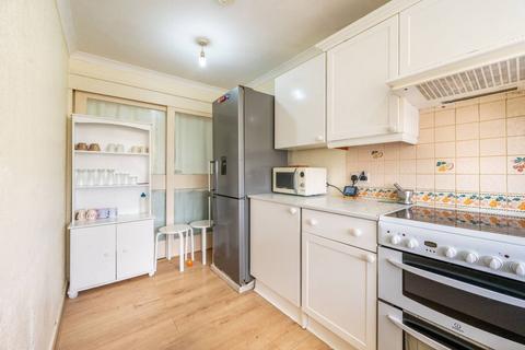 2 bedroom maisonette for sale, John Barnes Walk, Stratford, London, E15