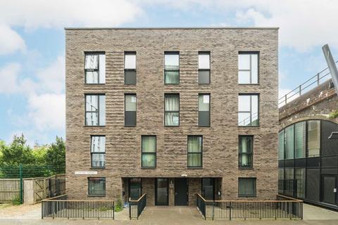 Apartment 3, 13 Gladstone Terrace, London, SW8 4DH