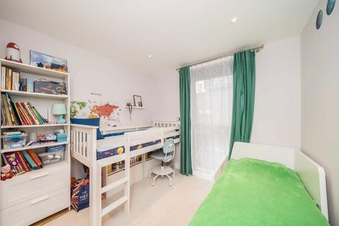 Apartment 3, 13 Gladstone Terrace, London, SW8 4DH