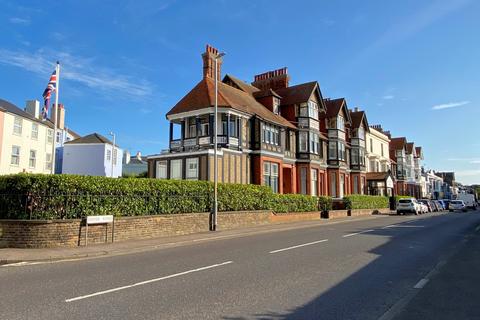 7, Wellington Court Dover Road, Walmer, Deal, CT14 7JP