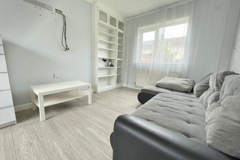 12 Argus Close, Romford, RM7 8NJ