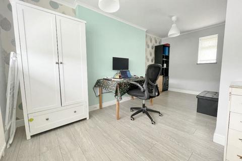 12 Argus Close, Romford, RM7 8NJ