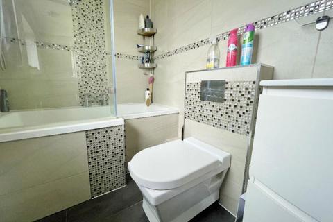 12 Argus Close, Romford, RM7 8NJ