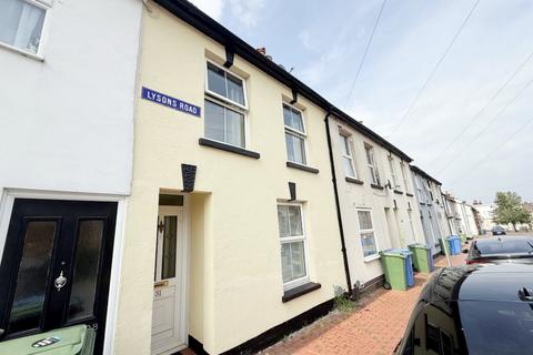 2 bed terraced house for rent in Lysons Road, Aldershot