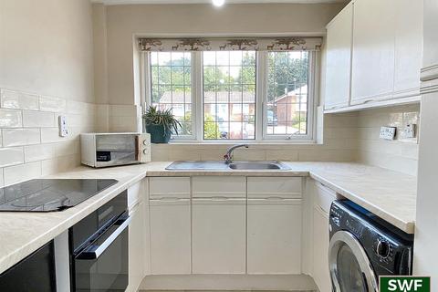 9 Chanterelle Gardens, Wolverhampton, WV4 5SH