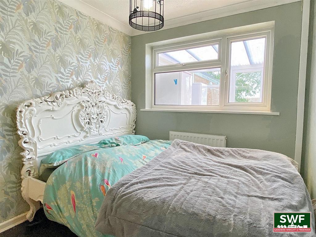 Bedroom2.jpg