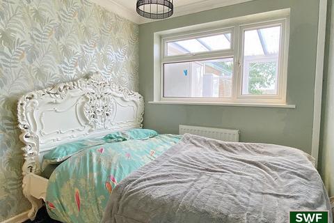 9 Chanterelle Gardens, Wolverhampton, WV4 5SH