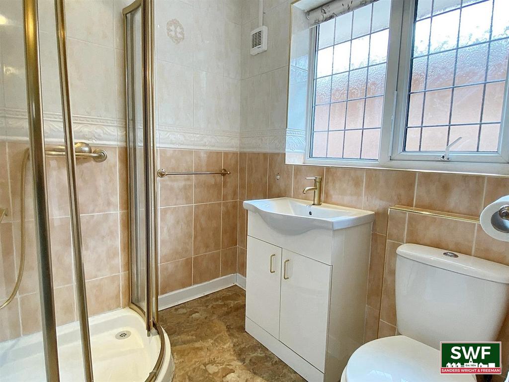 Bathroom (26).jpg