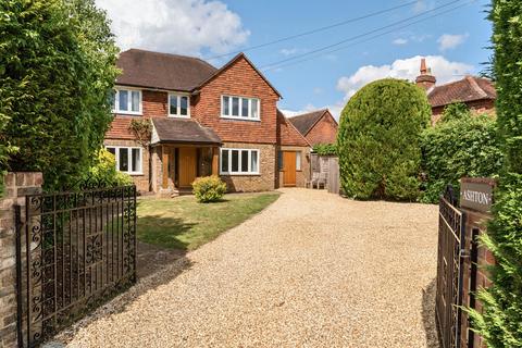 4 bedroom detached house for sale, The Common, Godalming GU8