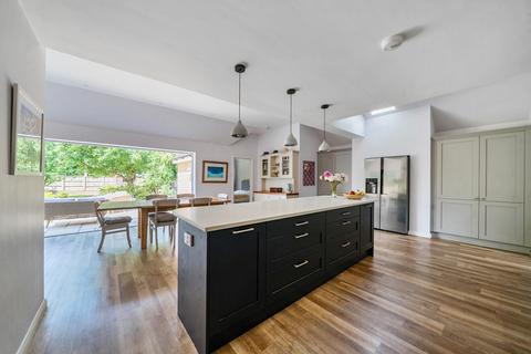 4 bedroom detached house for sale, The Common, Godalming GU8