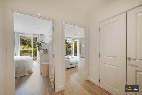 1 bedroom flat for sale, Mahindra Way, London, E6