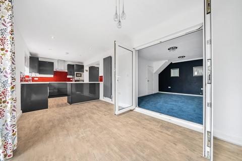 undefined, Guernsey Way, Kennington, Ashford TN24