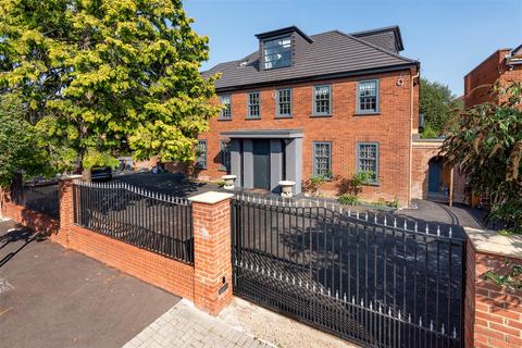 6 bedroom detached house for sale, Manor House Drive, London, NW6