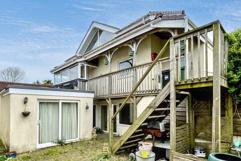7 bedroom detached house for sale, 38A & 38B Dracaena Crescent, Hayle, Cornwall, TR27 4EN