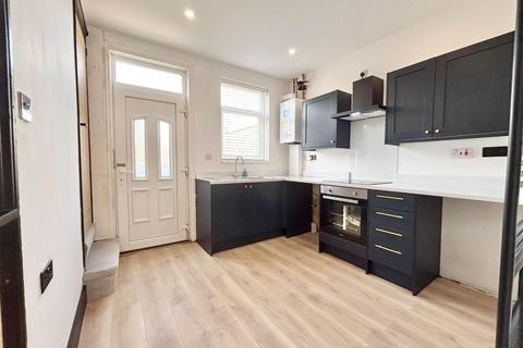 2 bedroom terraced house to rent, Brinckman Street, Barnsley