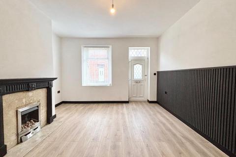 2 bedroom terraced house to rent, Brinckman Street, Barnsley