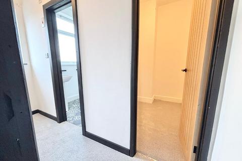 2 bedroom terraced house to rent, Brinckman Street, Barnsley