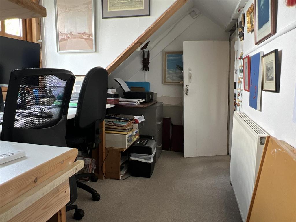 Bedroom 3/Study & Store Room
