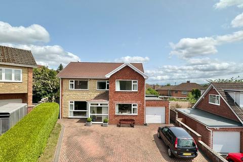 4 bedroom detached house for sale, Judges Close, Hereford, HR1