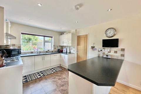 28 Judges Close, Hereford, HR1 2TW