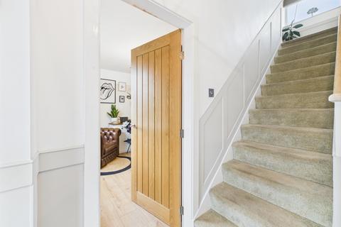 32 Highfields, Market Drayton, TF9 3EL