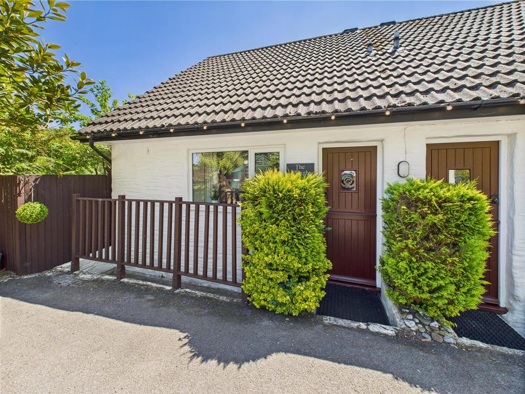 CAM02742 G0-PR0026-STILL034.jpg