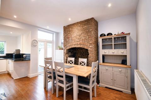4 bedroom terraced house for sale, Pembroke Avenue, Eccles, M30
