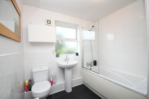 4 bedroom terraced house for sale, Pembroke Avenue, Eccles, M30