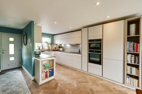 7 Airedale Quay, Rodley, Leeds, LS13 1NZ