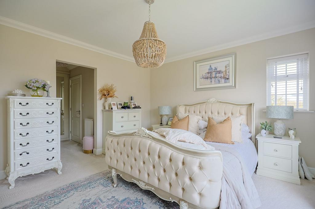 Principal bedroom