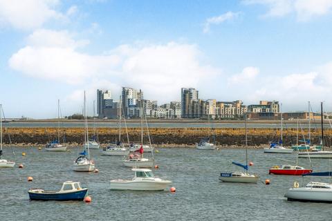 3 bedroom flat for sale, Western Harbour Midway, Edinburgh EH6 6LG